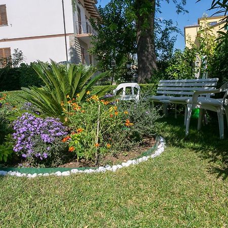 Appartamento Casa Vacanze Enjoy أسيسي المظهر الخارجي الصورة